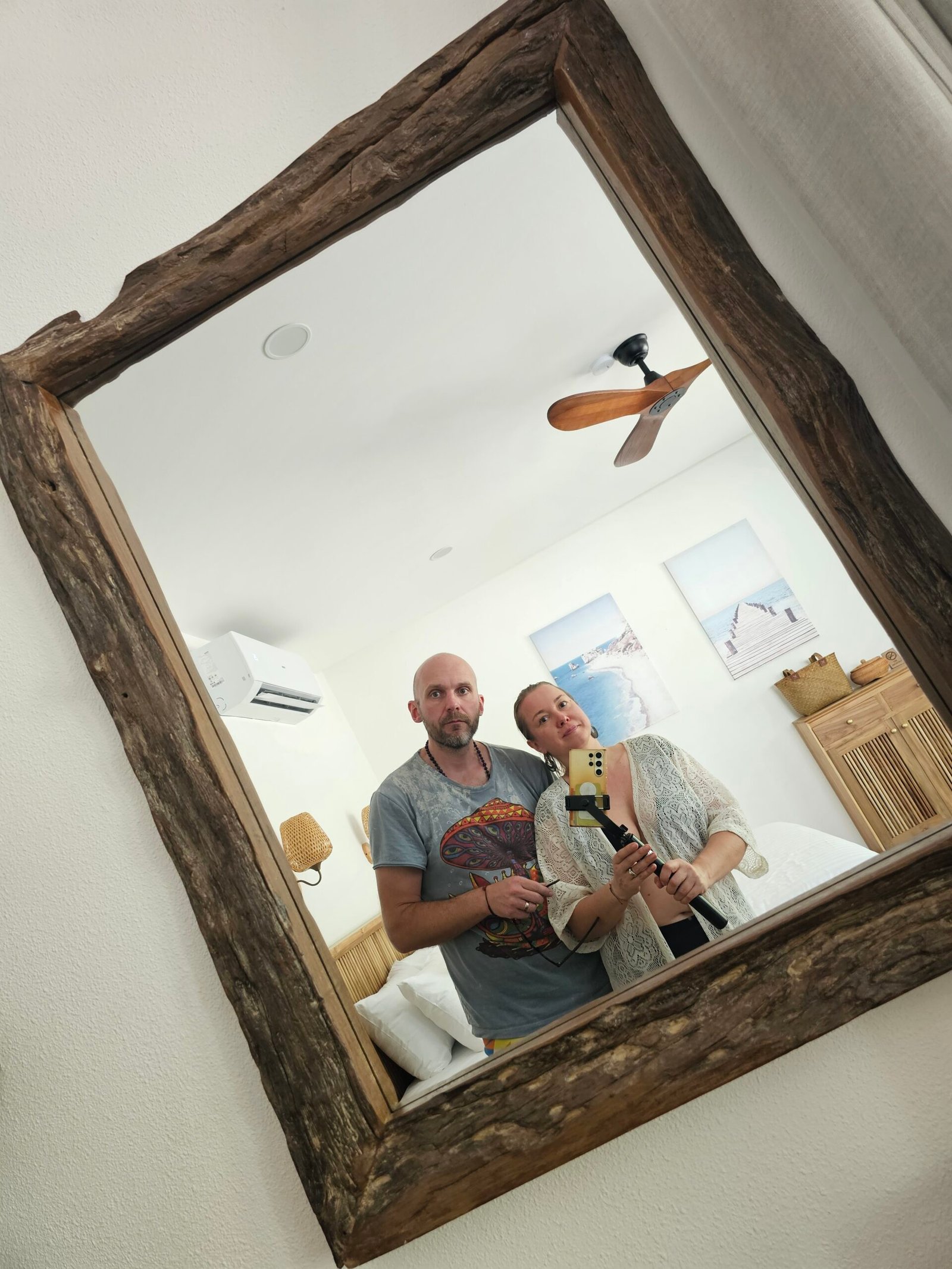 20251105_144718 Interjere vyrauja natūralios spalvos, minimalistiniai sprendimai